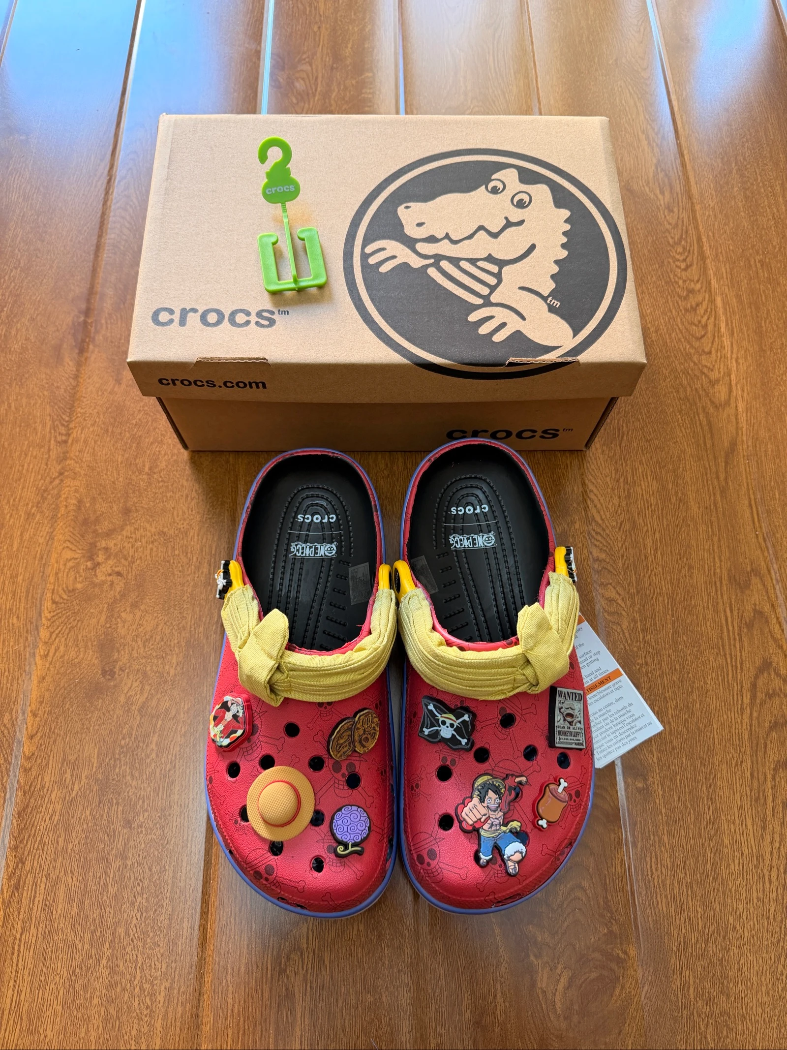 Crocs Classic Clog x One Piece Monkey D. Luffy - 42/43 (M9/W11)